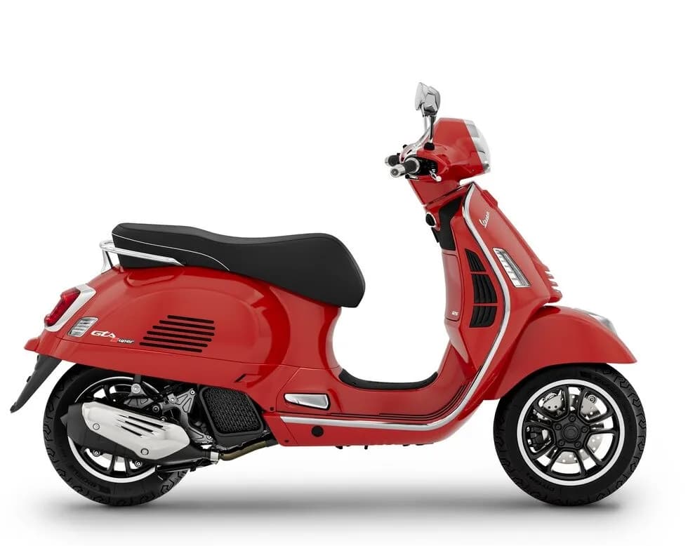 Vespa GTS – € 7.999, 0 km – Bild 1 von 3