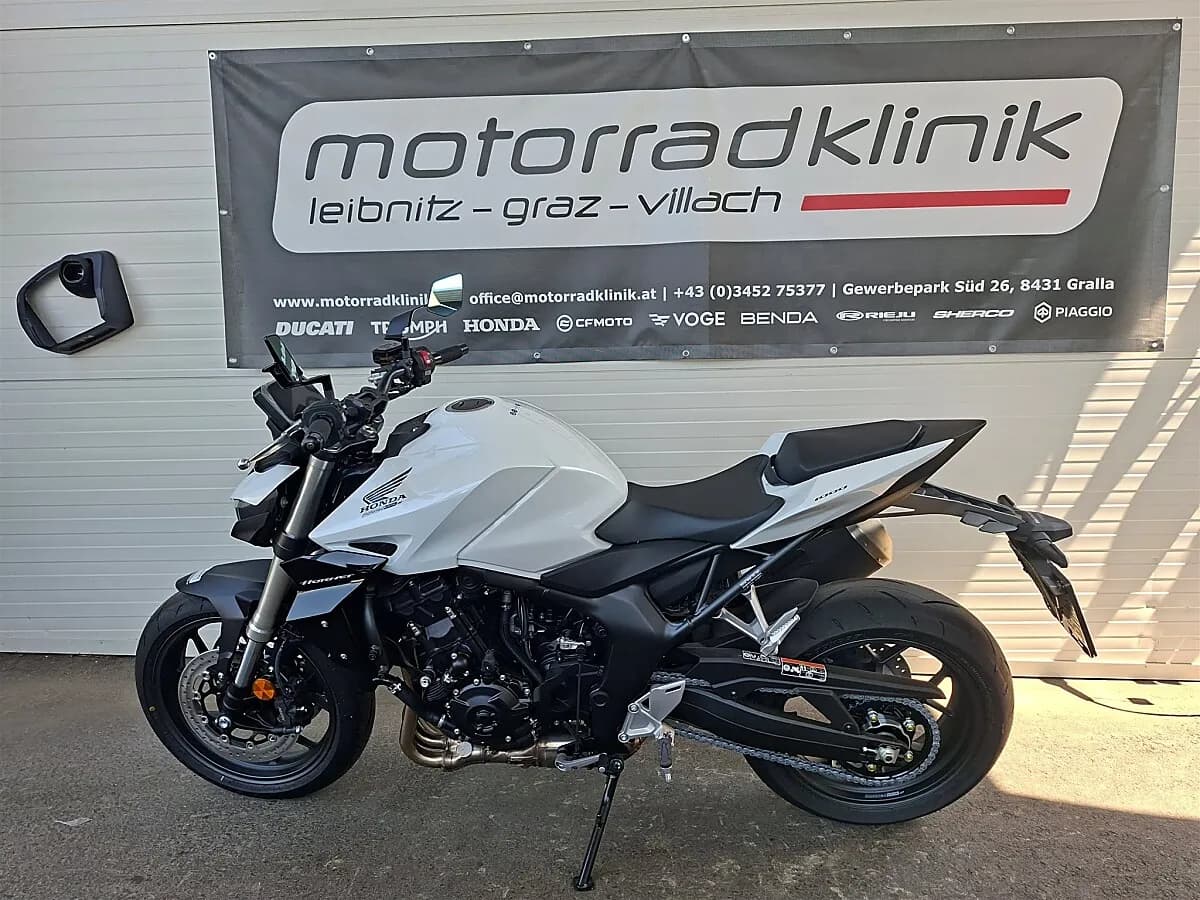 Honda CB – € 12.490, 0 km – Bild 1 von 7