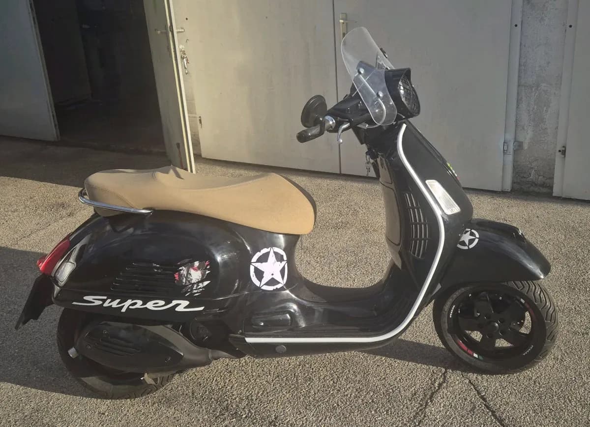 Vespa 125