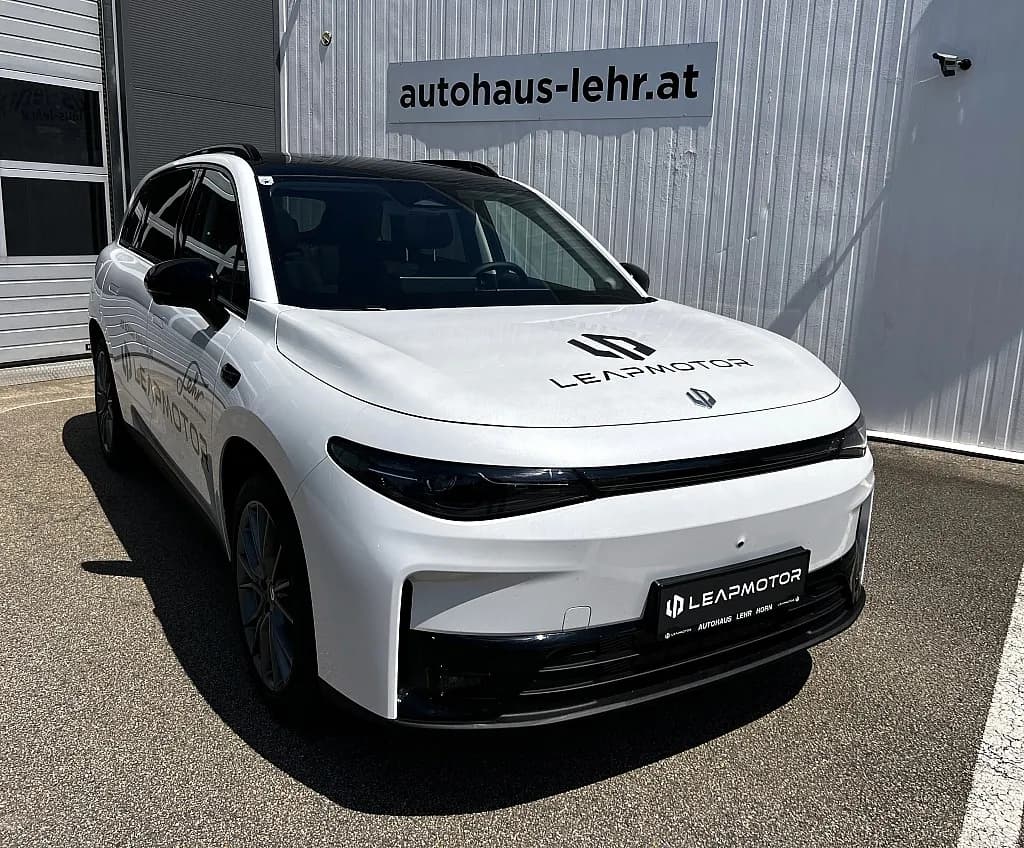 Leapmotor C10