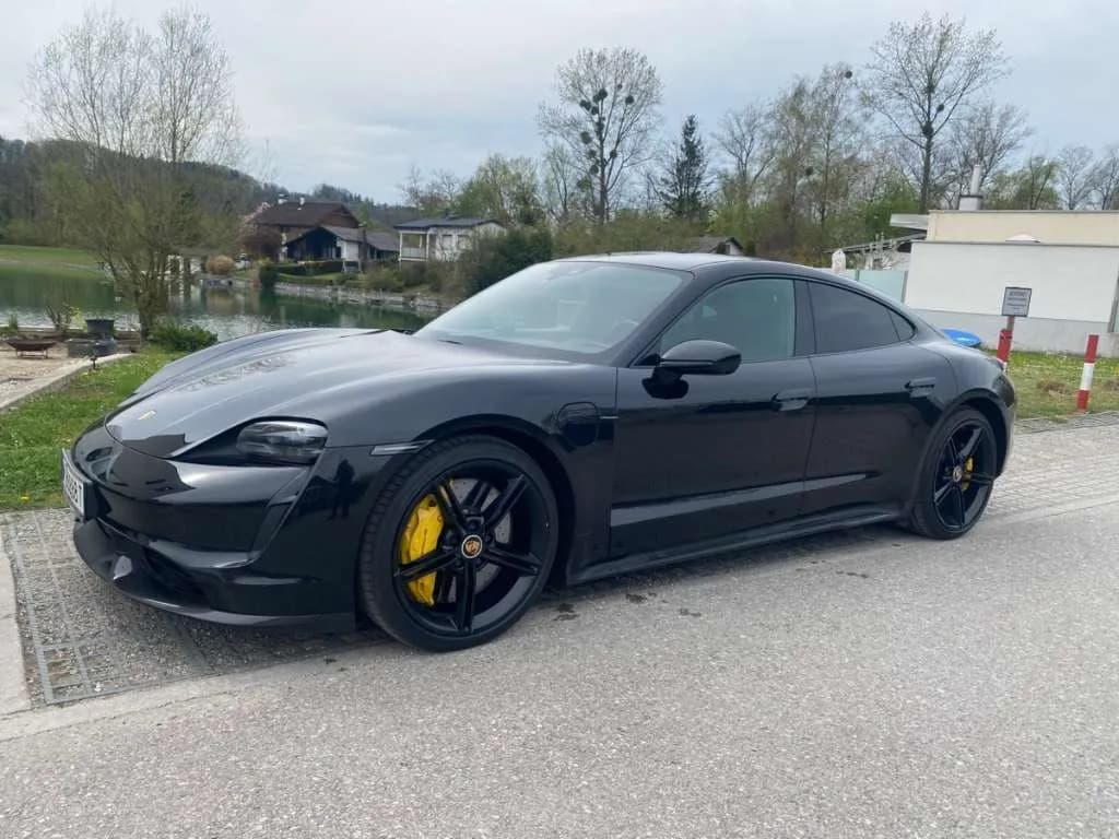 Porsche Taycan