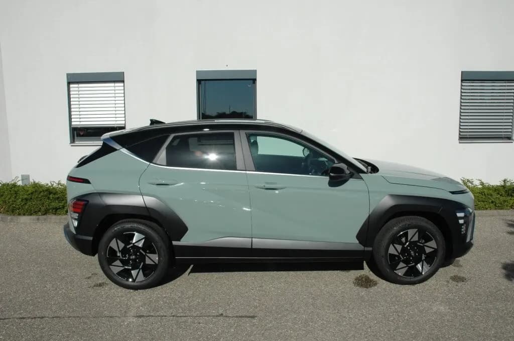 Hyundai Kona – € 35.670, 6 km – Bild 1 von 17