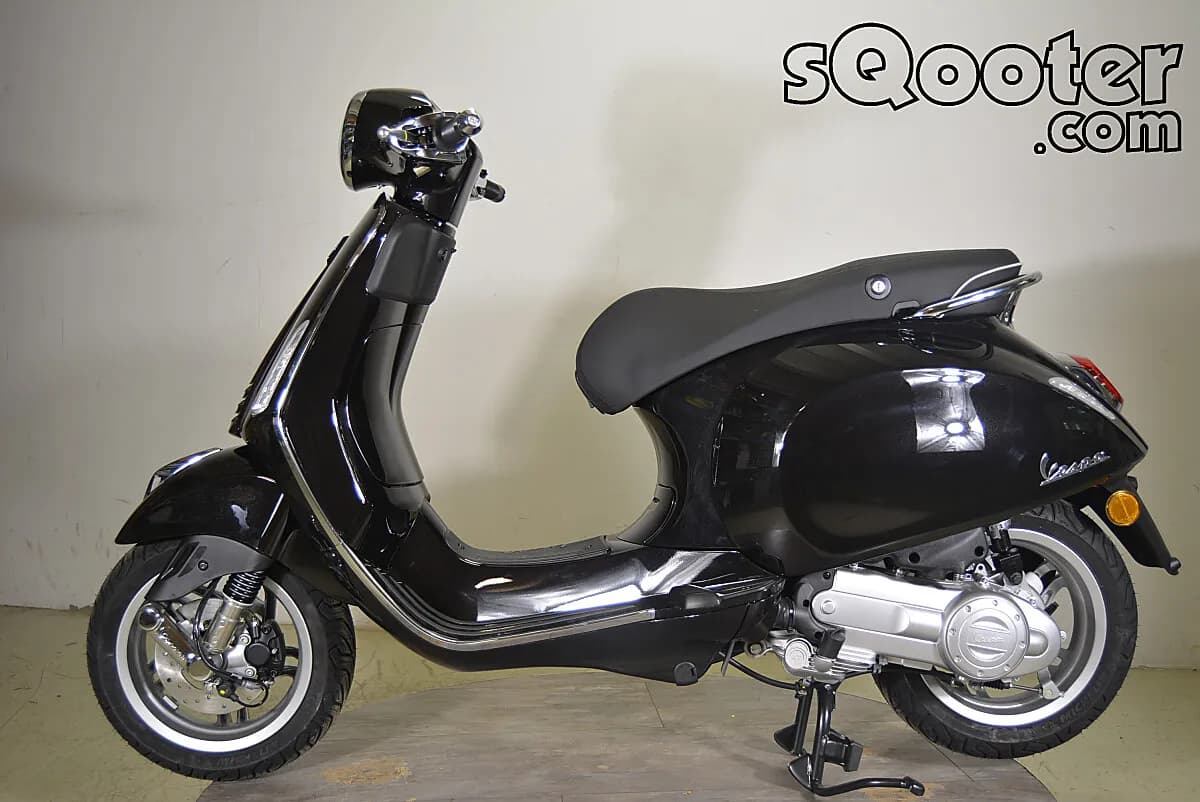 Vespa Sonstige – € 4.199, 0 km – Bild 1 von 10