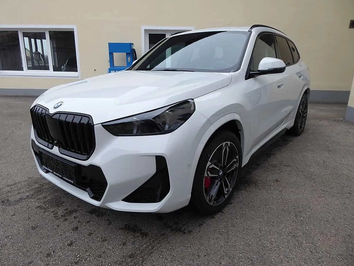 BMW X1 2026 – € 56.690, 9 500 km – Bild 1 von 19