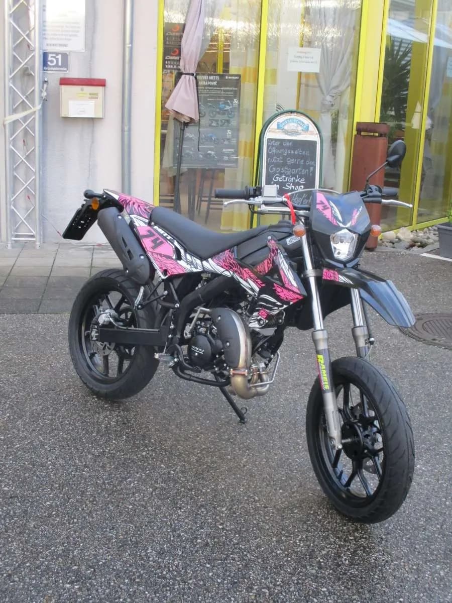 Rieju MRT – € 3.879, 0 km – Bild 1 von 10