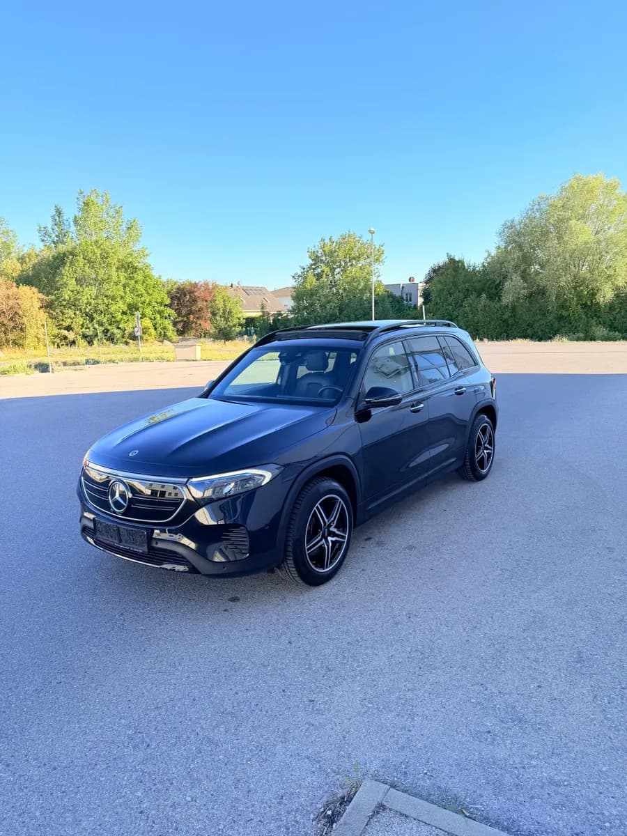 Mercedes-Benz EQB