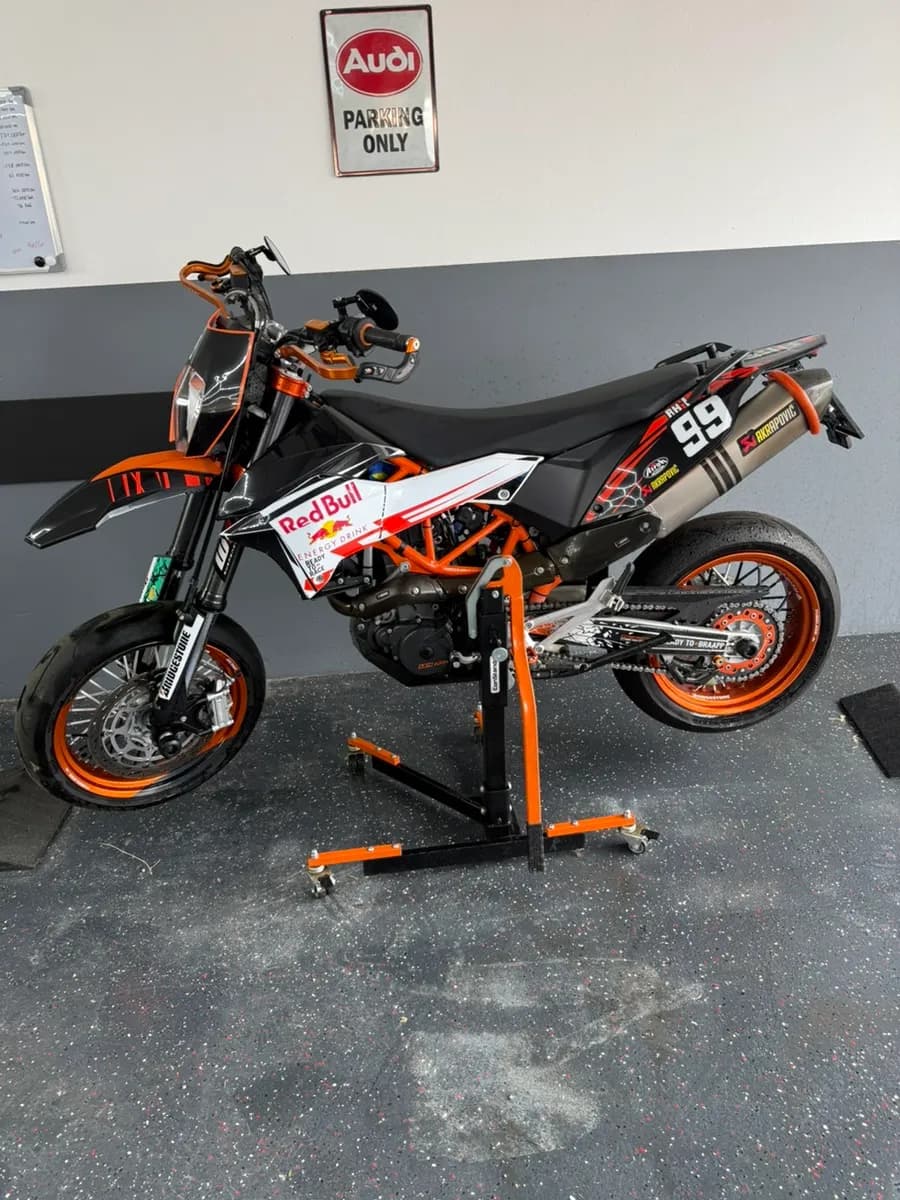 KTM SMC