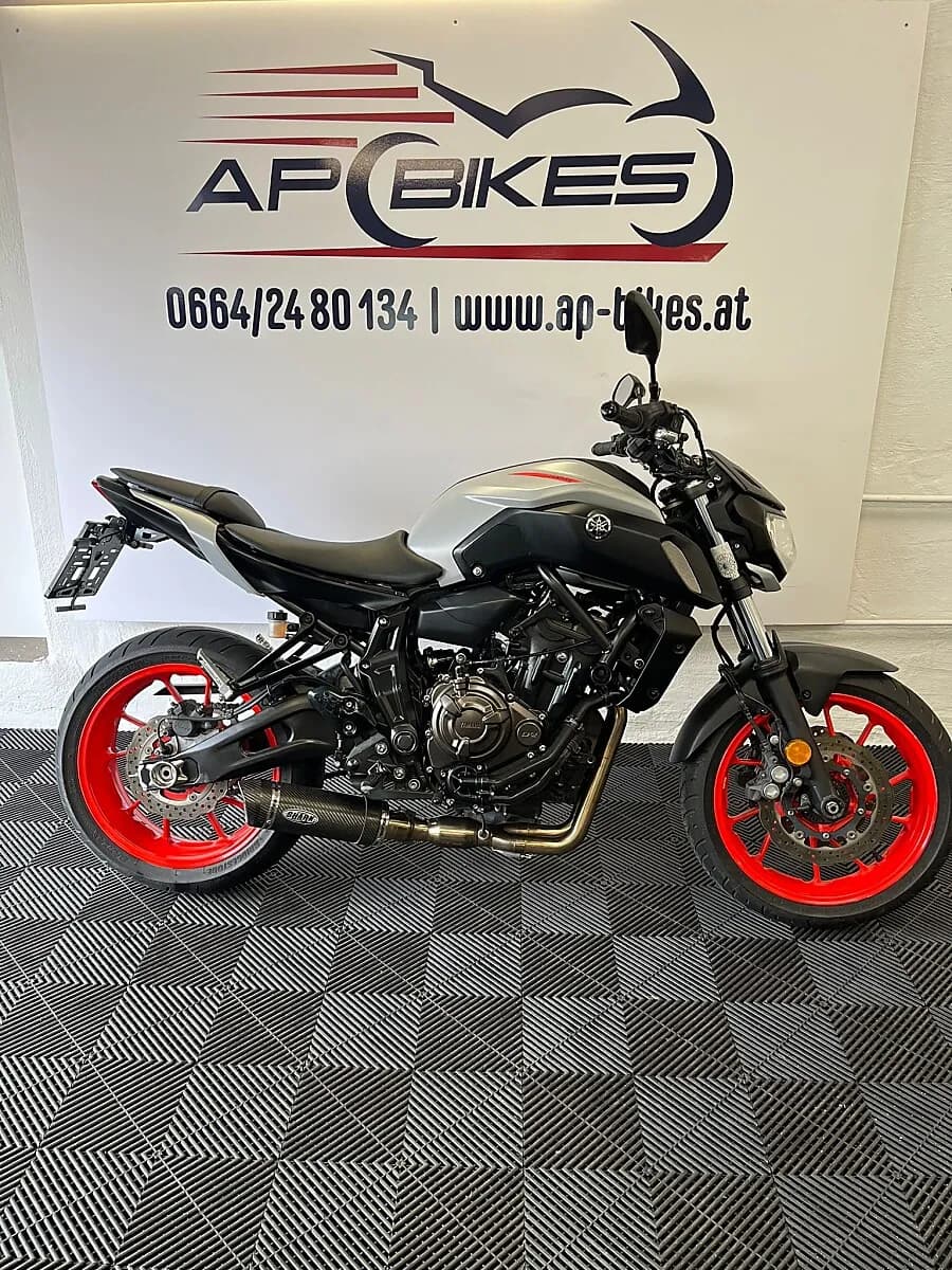 Yamaha MT