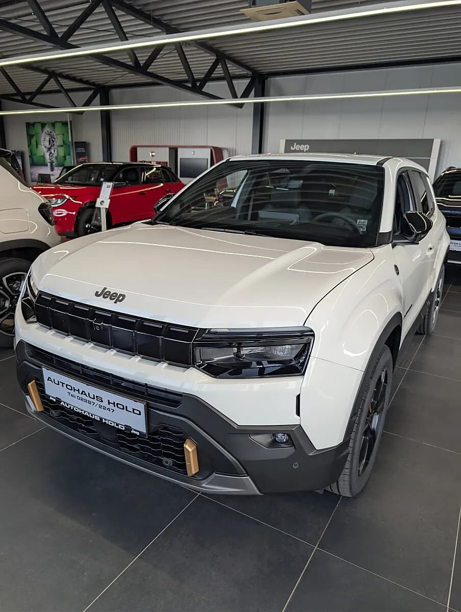 Jeep Avenger – € 28.986, 0 km – Bild 1 von 12