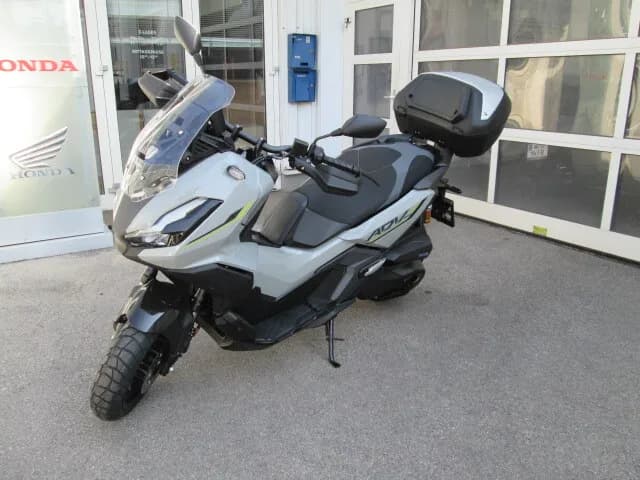 Honda ADV350 – € 6.900, 0 km – Bild 1 von 4