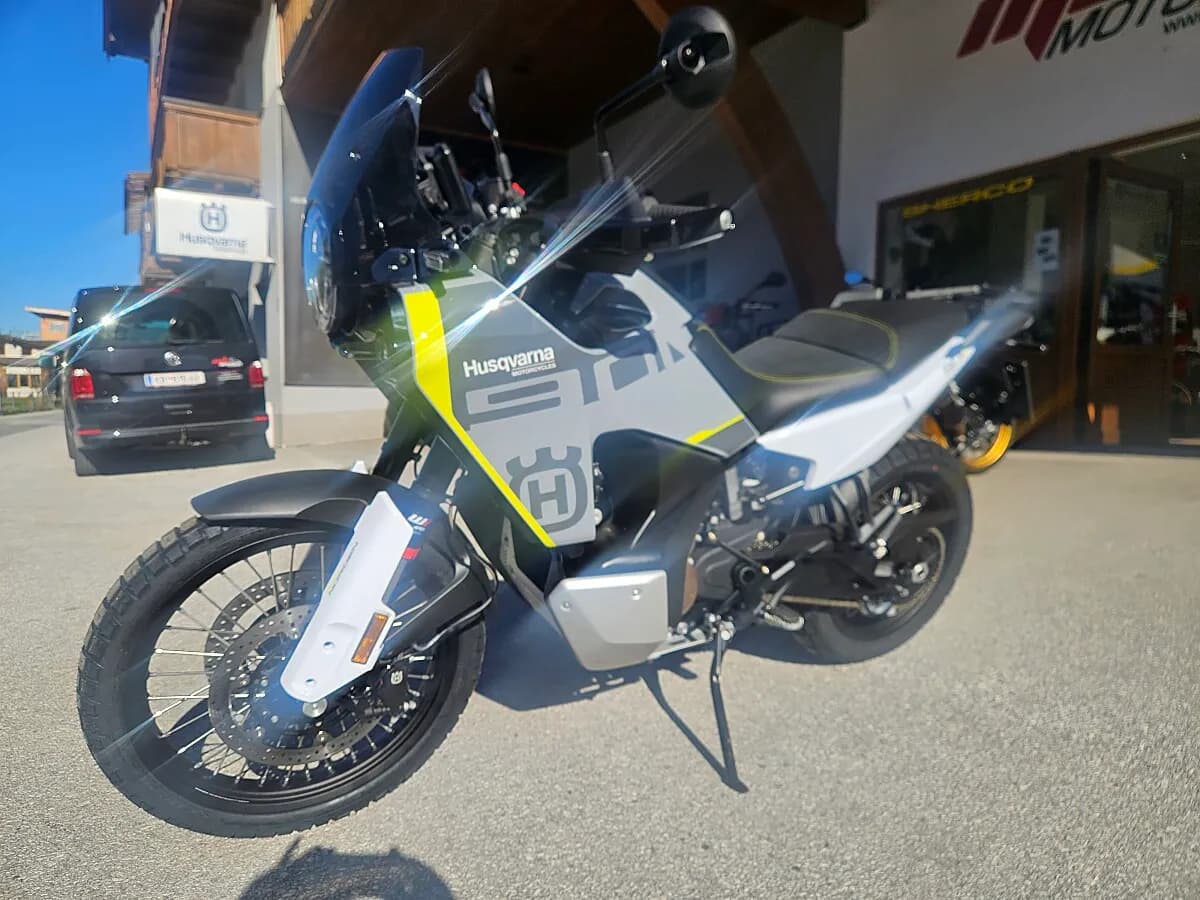 Husqvarna Norden – € 14.999, 0 km – Bild 1 von 5
