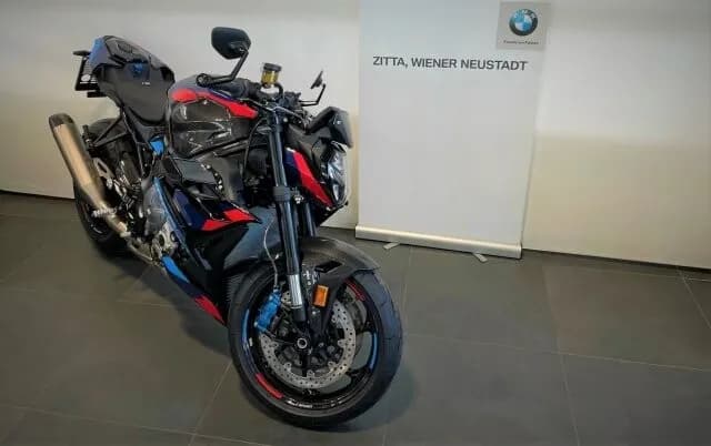 BMW M 1000 R