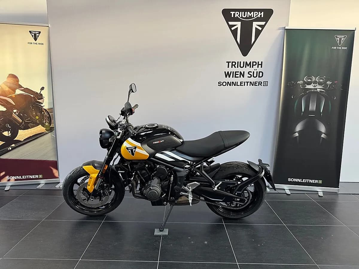 Triumph Trident 660 – € 8.695, 1 km – Bild 1 von 10