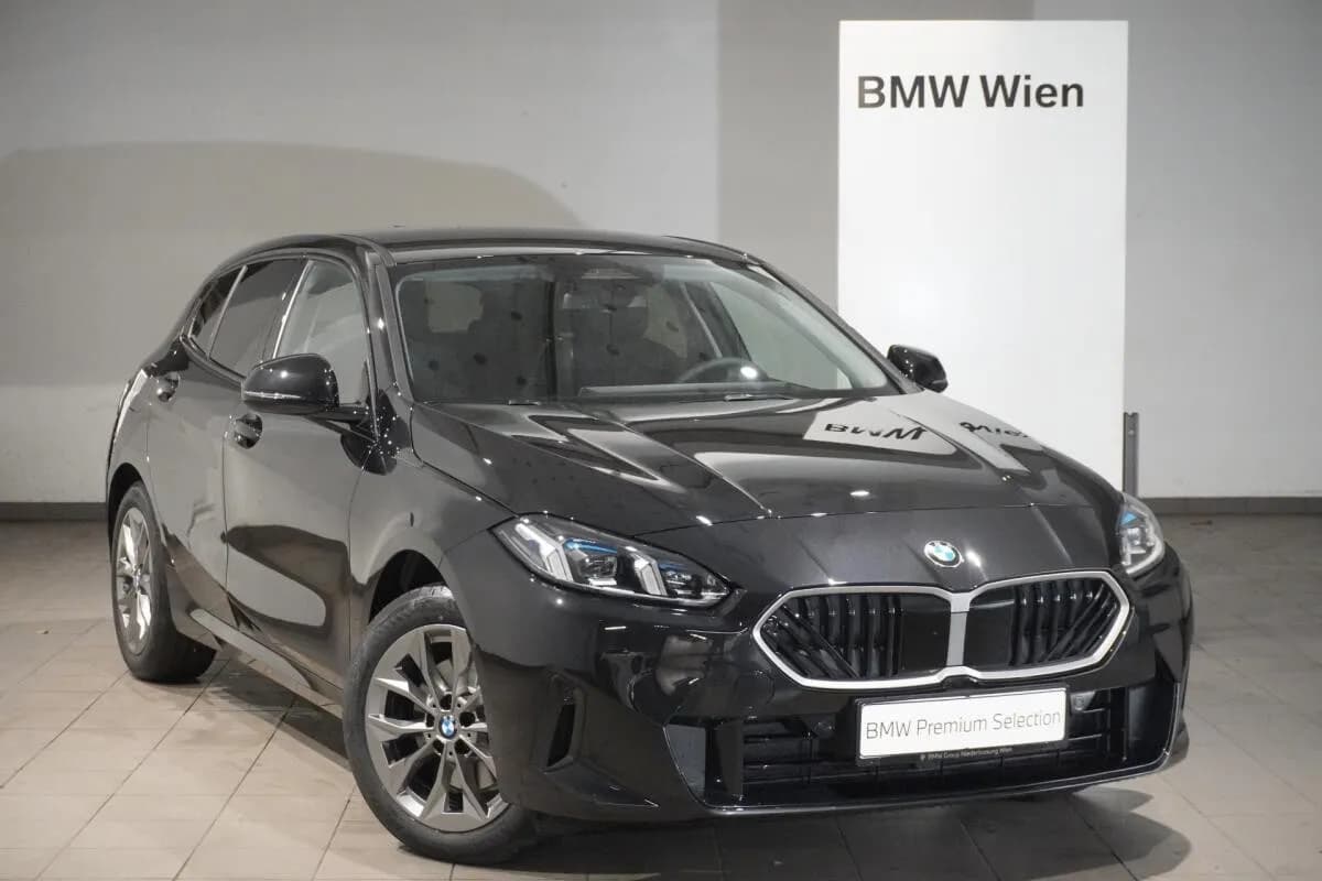 BMW 1er-Reihe 2026 – € 32.445, 9 900 km – Bild 1 von 21