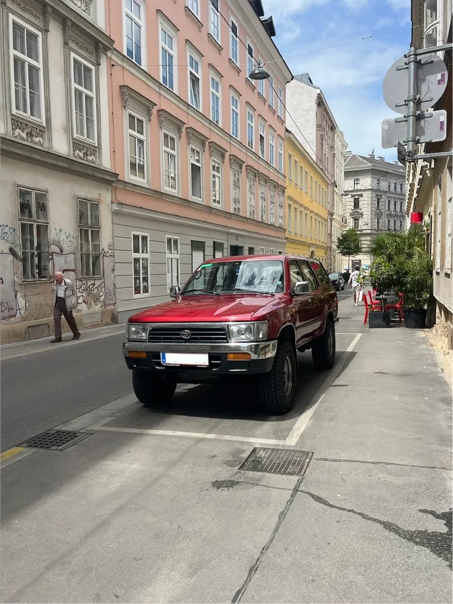 Toyota 4-Runner 1994 – € 24.000, 170 000 km – Bild 1 von 4