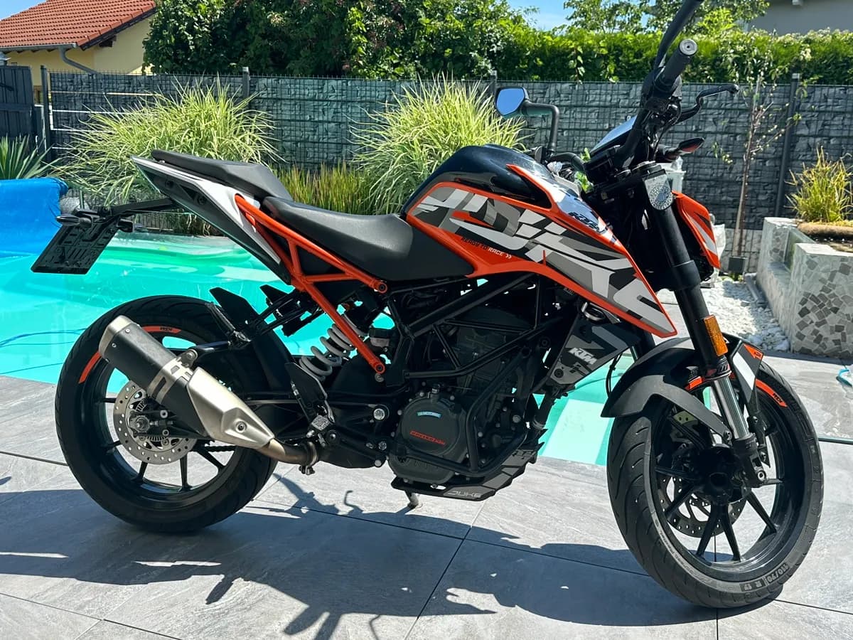 KTM 125 2018 – € 2.900, 11 000 km – Bild 1 von 5