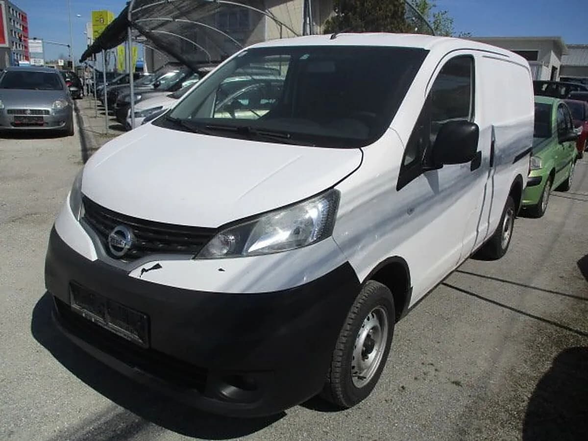 Nissan NV200