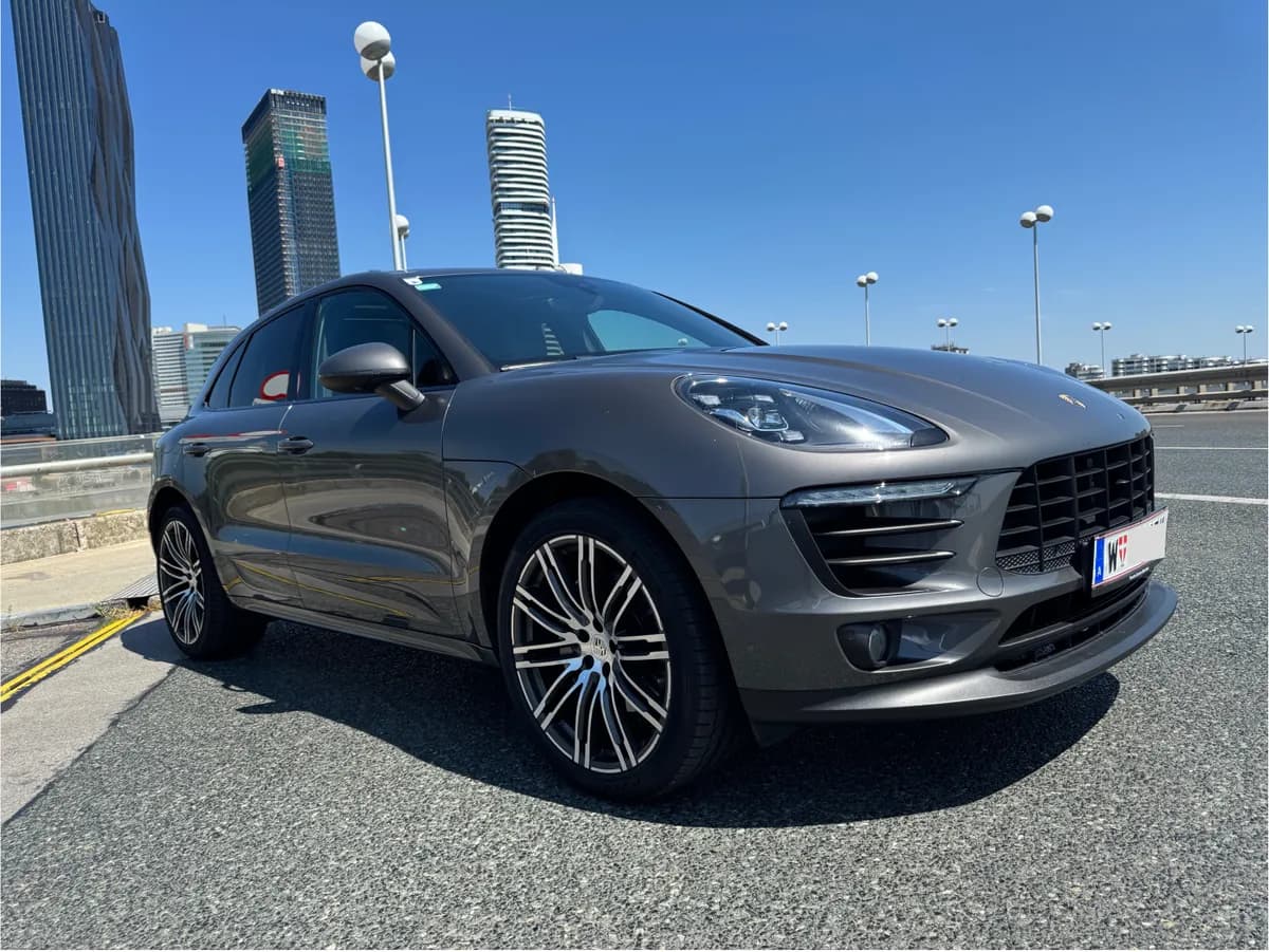 Porsche Macan