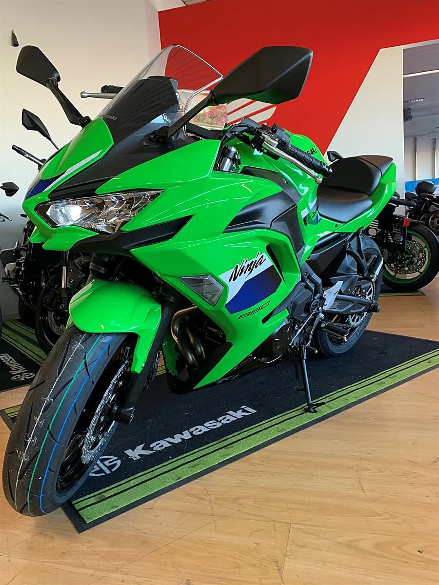 Kawasaki Ninja – € 8.599, 0 km – Bild 1 von 4