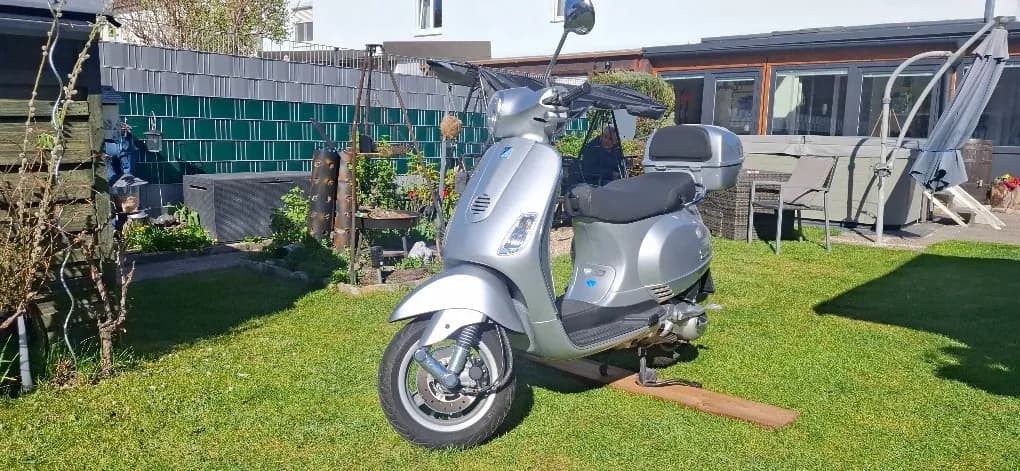 Vespa 125