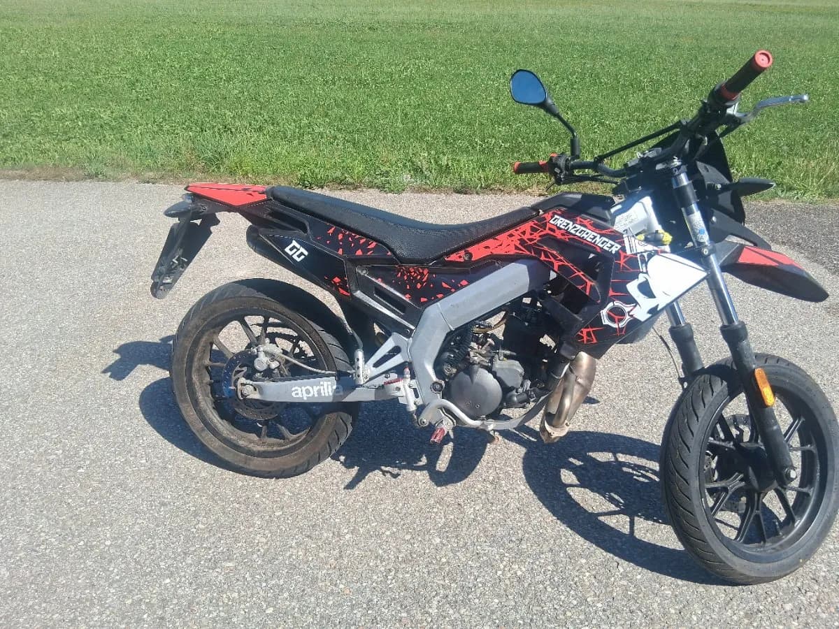Aprilia SX