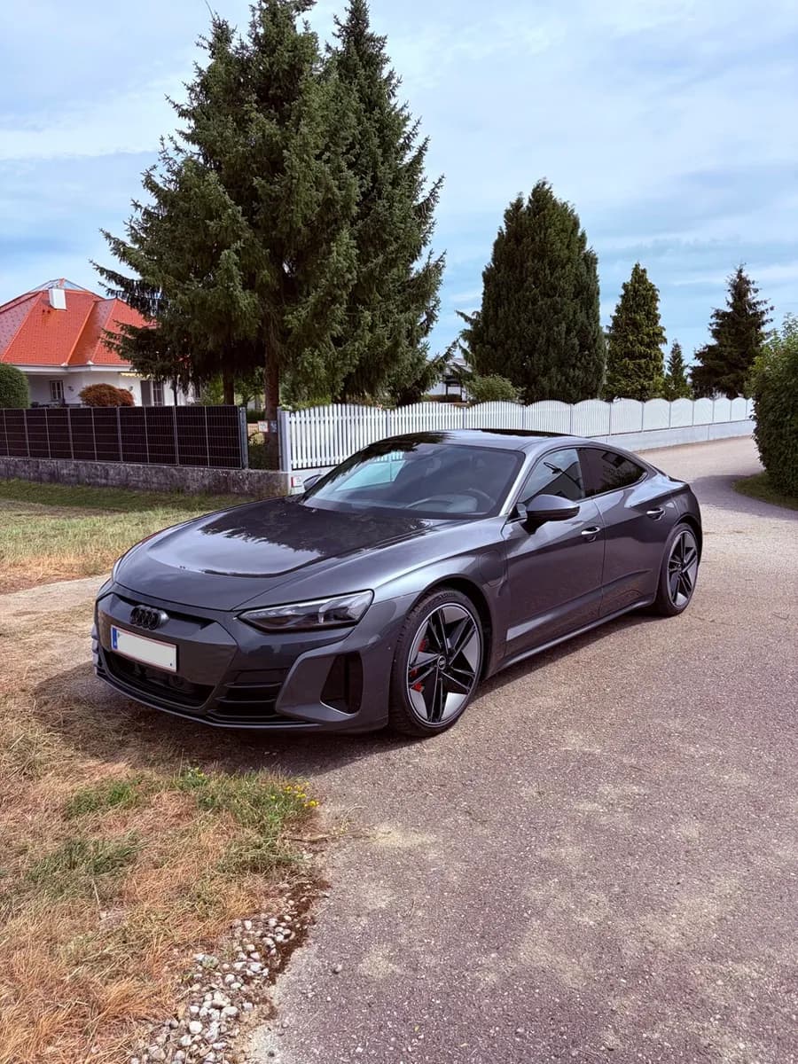 Audi e-tron GT