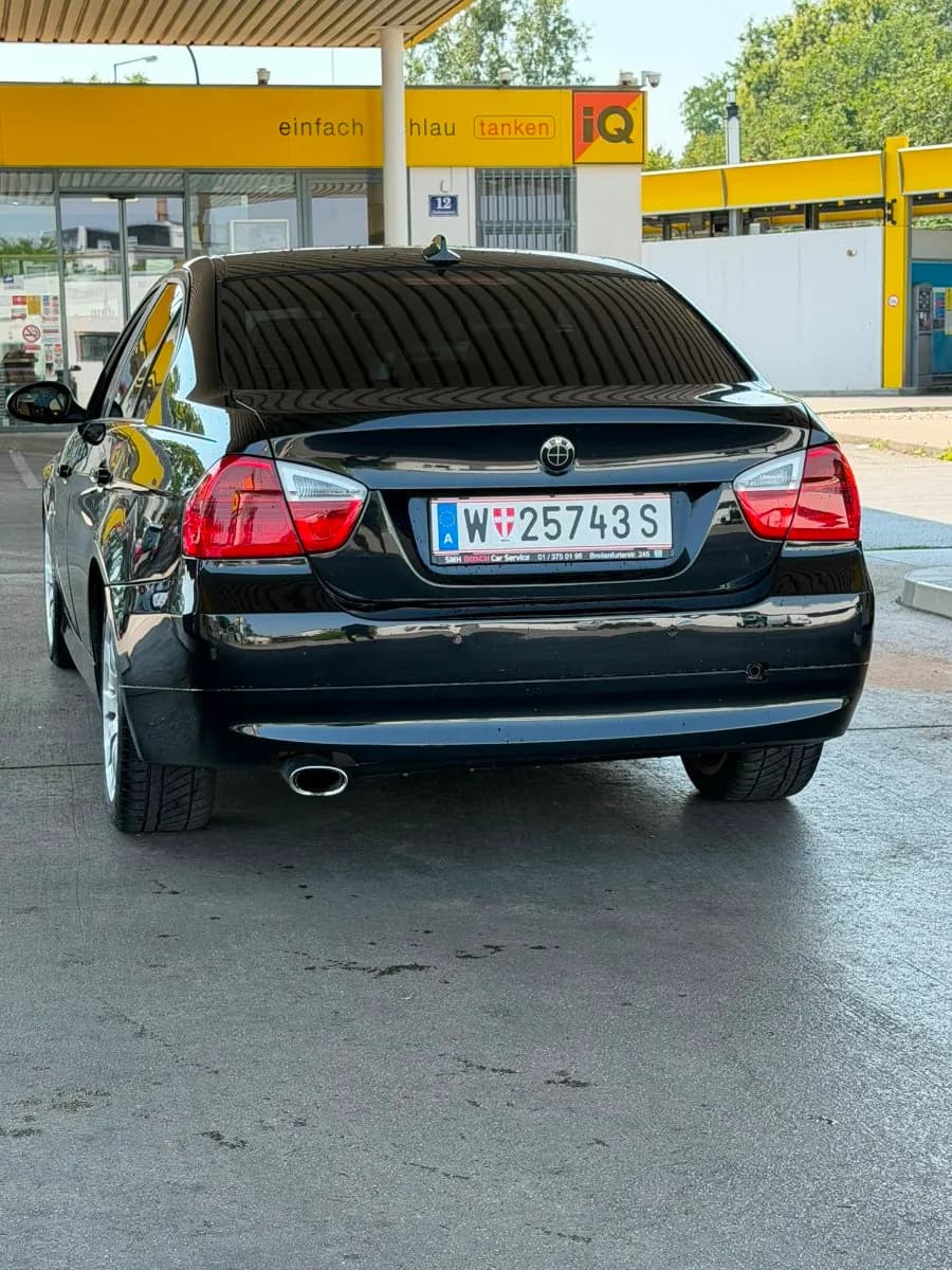 BMW 3er-Reihe 2006 – € 6.500, 210 000 km – Bild 1 von 15
