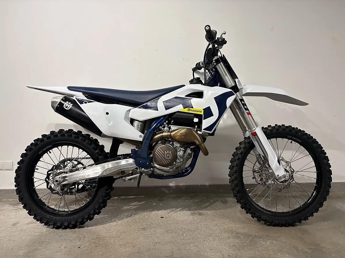 Husqvarna FC