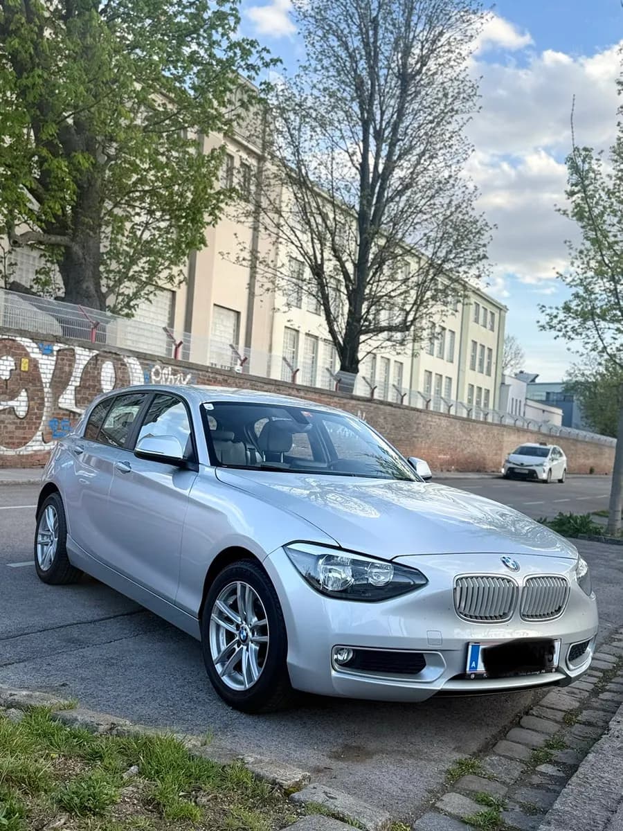 BMW 1er-Reihe 2012 – € 8.499, 123 000 km – Bild 1 von 12