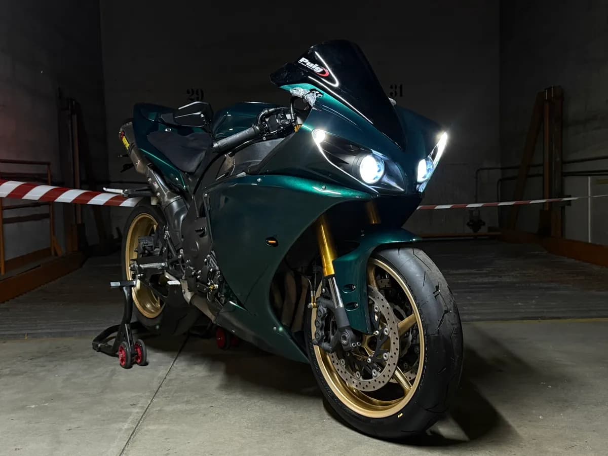 Yamaha YZF 2012 – € 12.500, 55 000 km – Bild 1 von 10