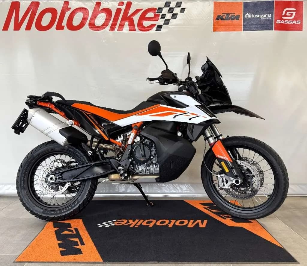 KTM 790