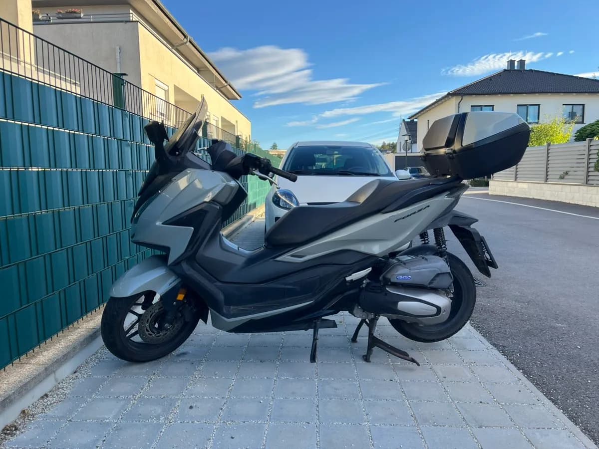 Honda Forza