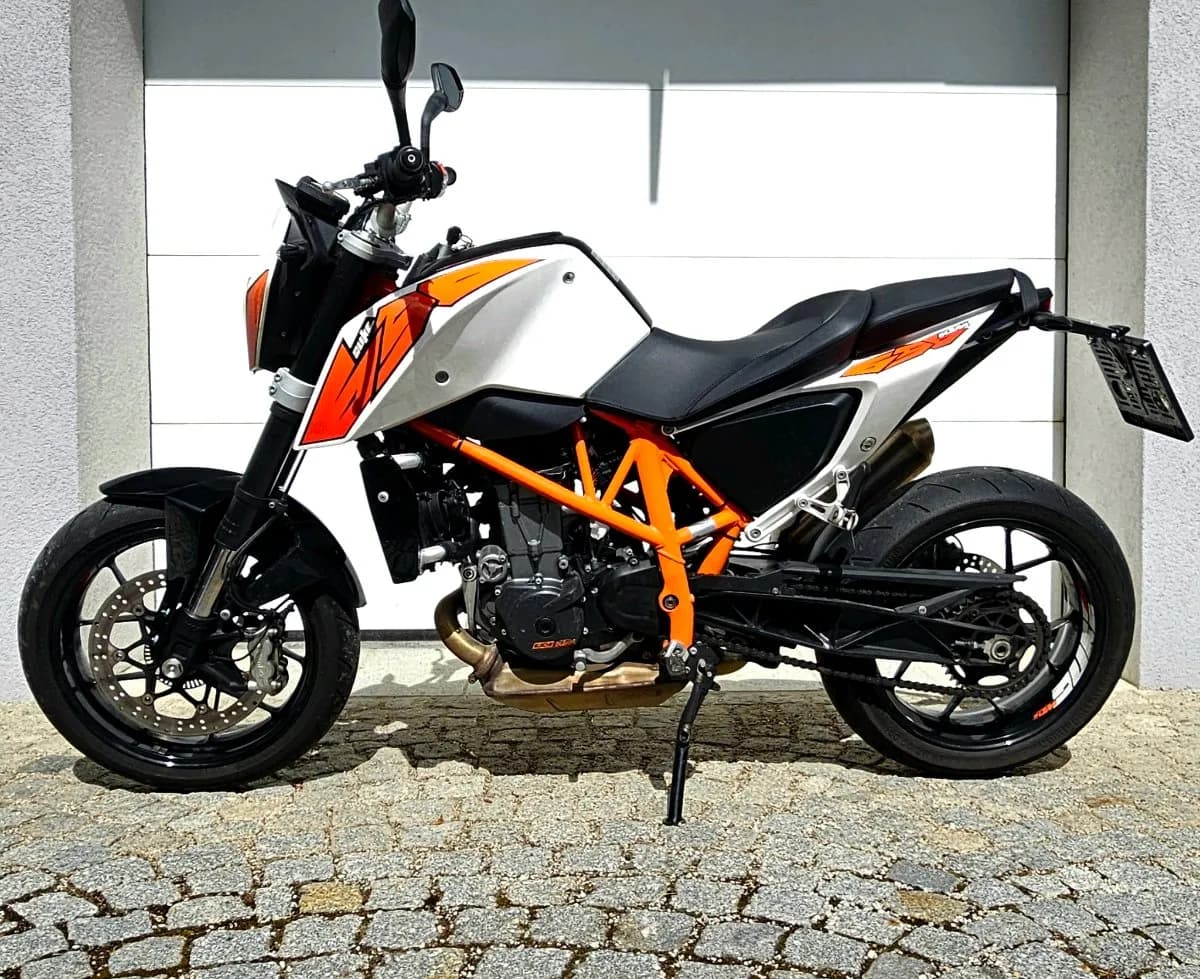 KTM 690