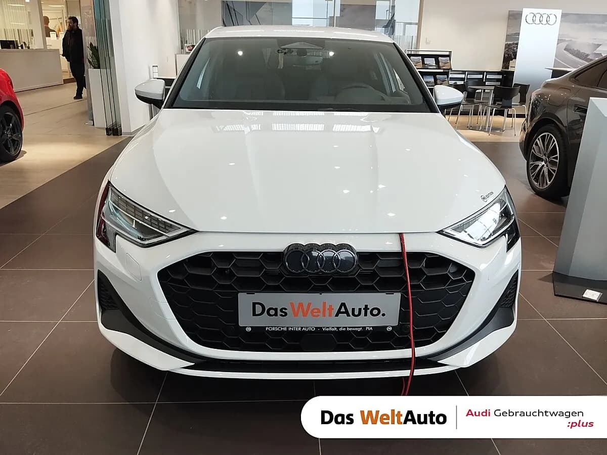 Audi A3 2026 – € 33.850, 10 531 km – Bild 1 von 16