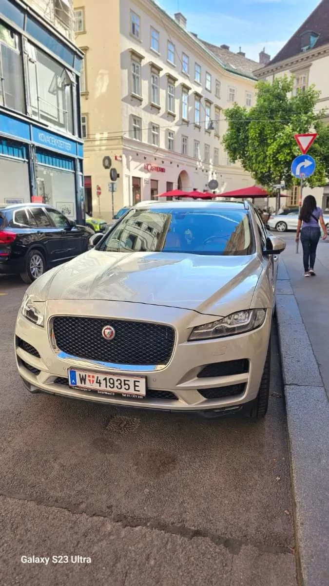 Jaguar F-Pace