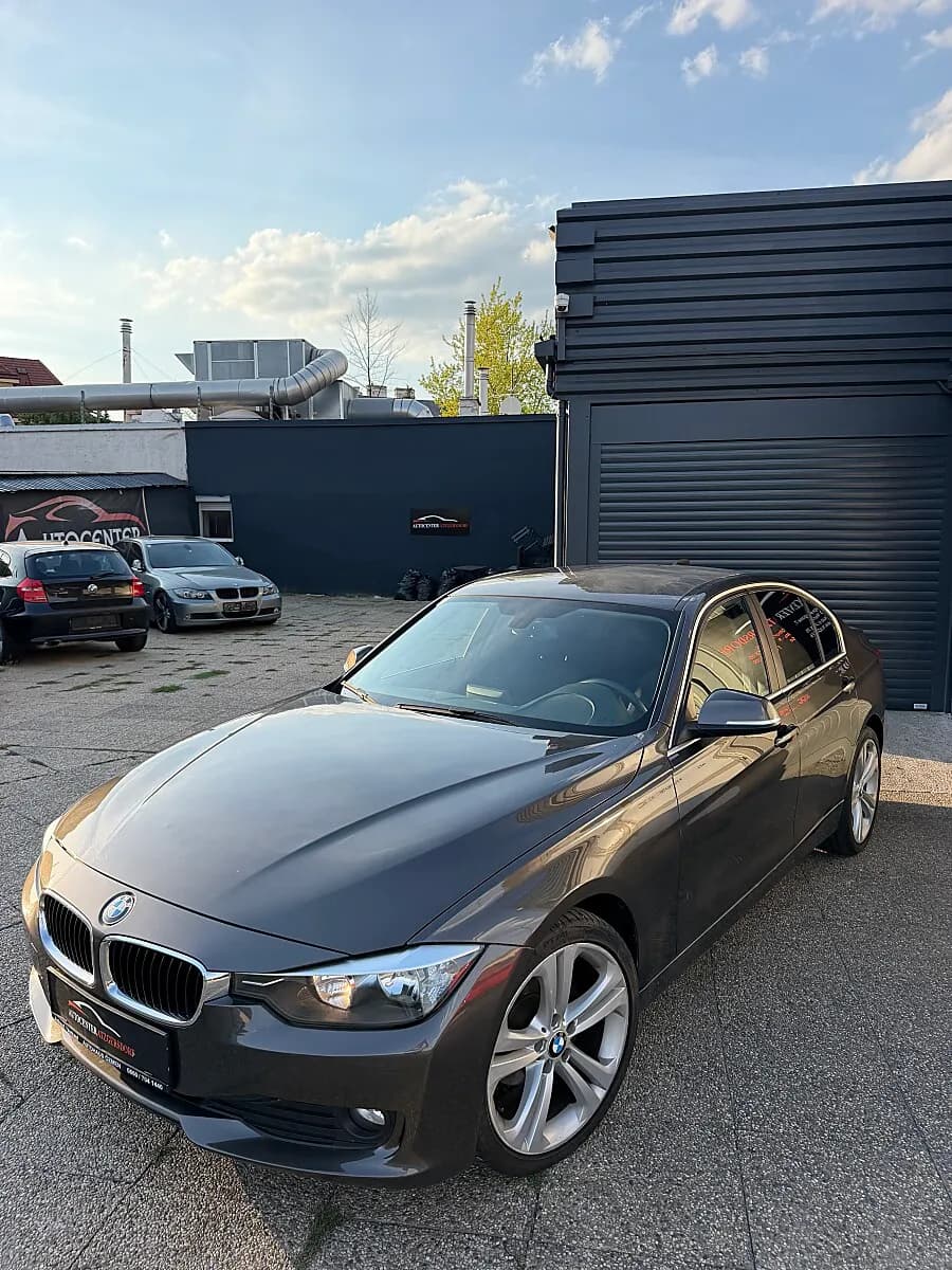 BMW 3er-Reihe 2013 – € 11.990, 210 000 km – Bild 1 von 39