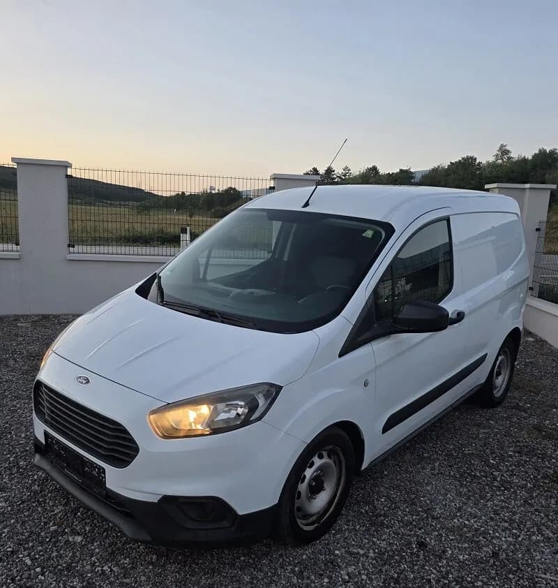 Ford Transit Courier