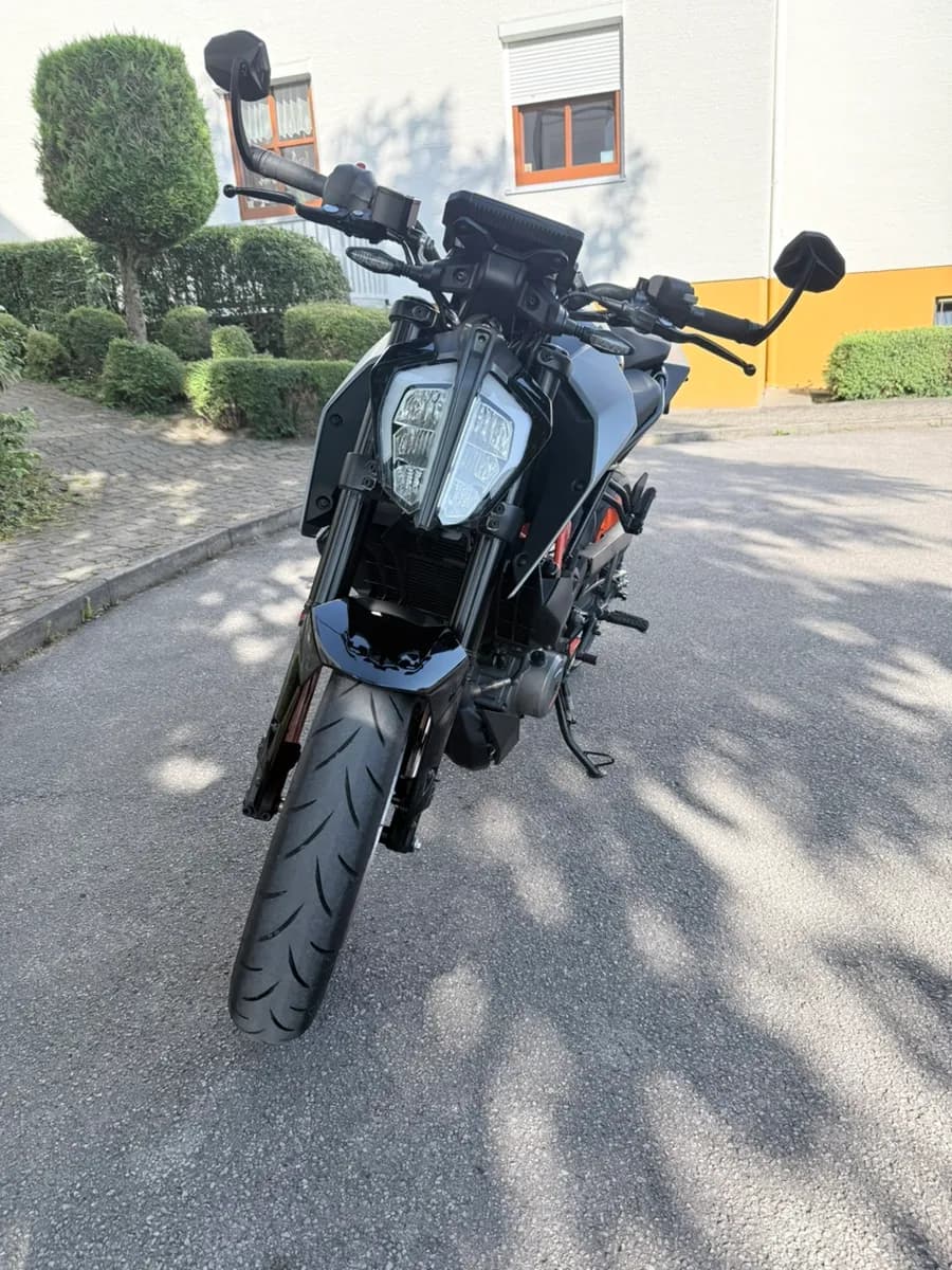 KTM 390