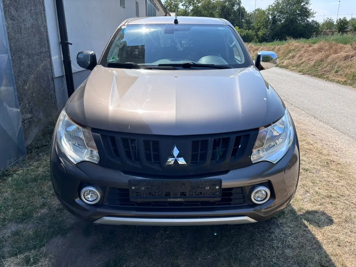 Mitsubishi L200