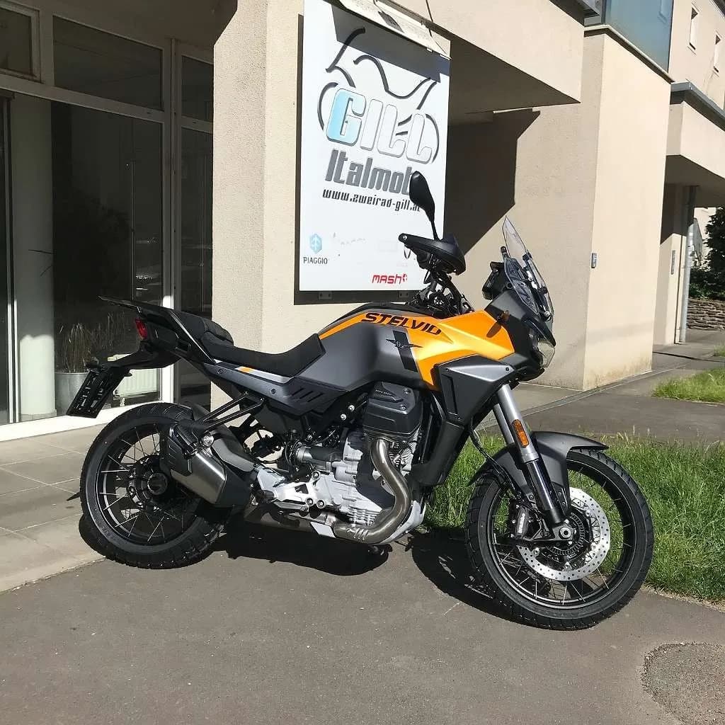 Moto Guzzi Stelvio