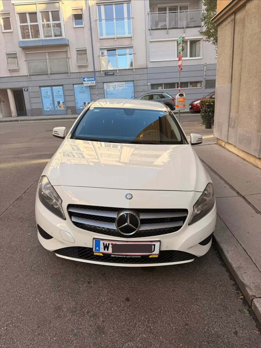 Mercedes-Benz A-Klasse 2014 – € 13.900, 100 000 km – Bild 1 von 3