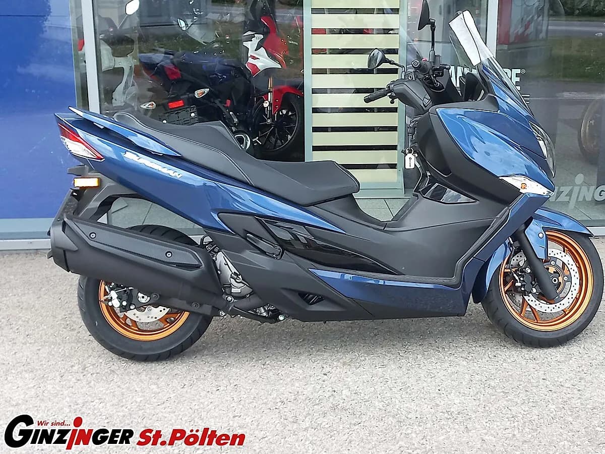 Suzuki Burgman – € 8.190, 0 km – Bild 1 von 4