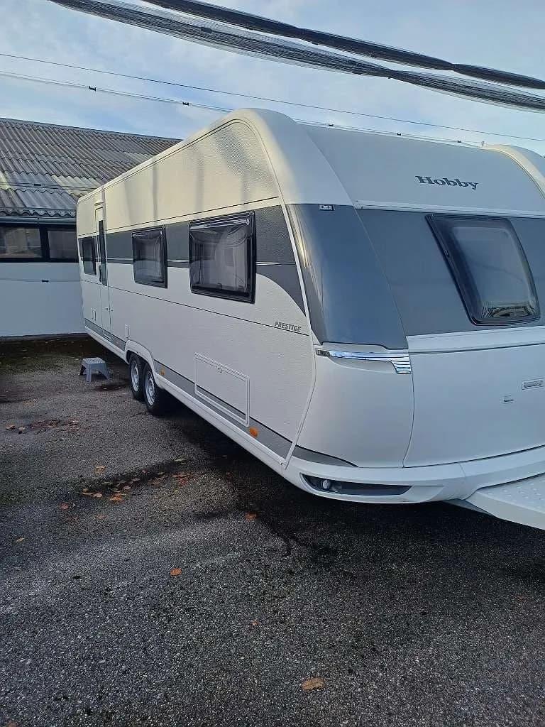 Hobby Prestige 720 UKFe – € 36.685, 0 km – Bild 1 von 5