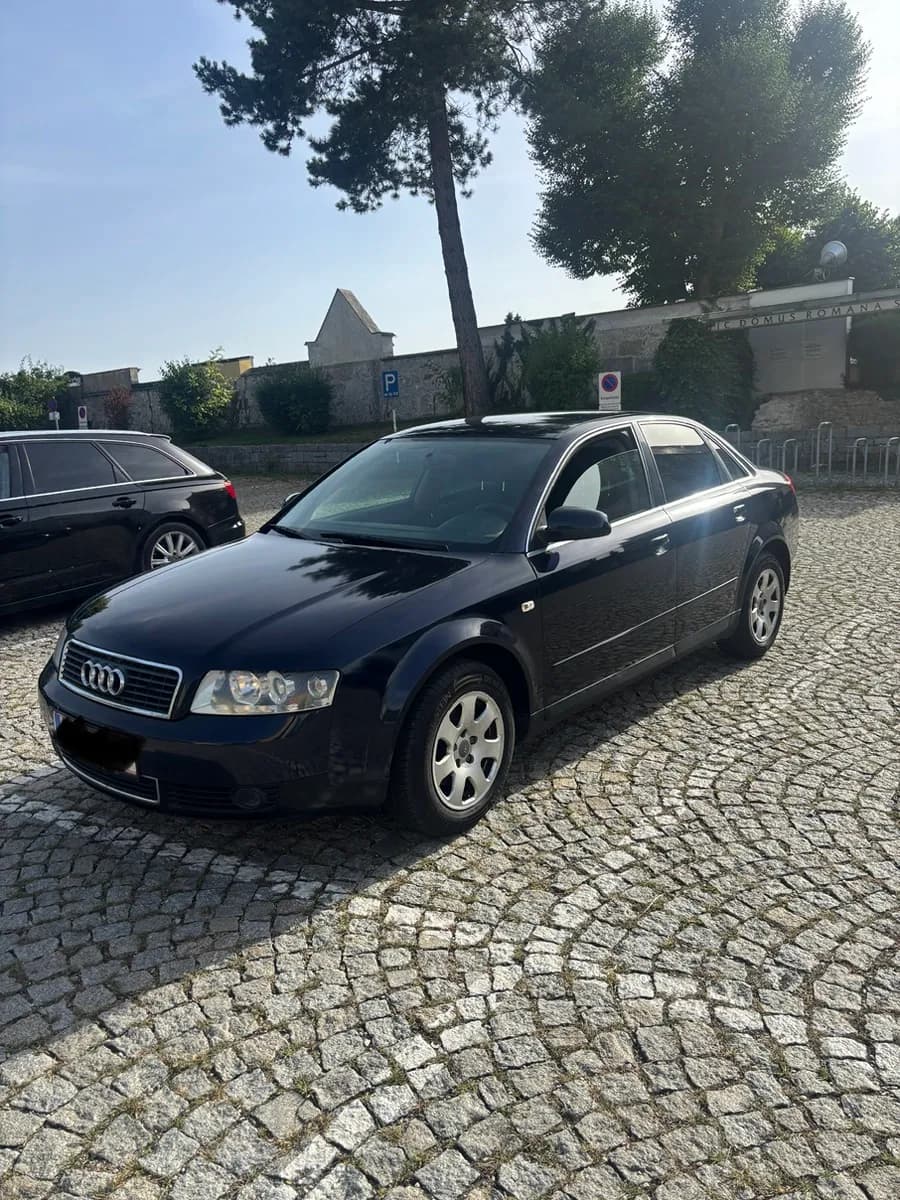 Audi A4 2002 – € 2.650, 267 000 km – Bild 1 von 8