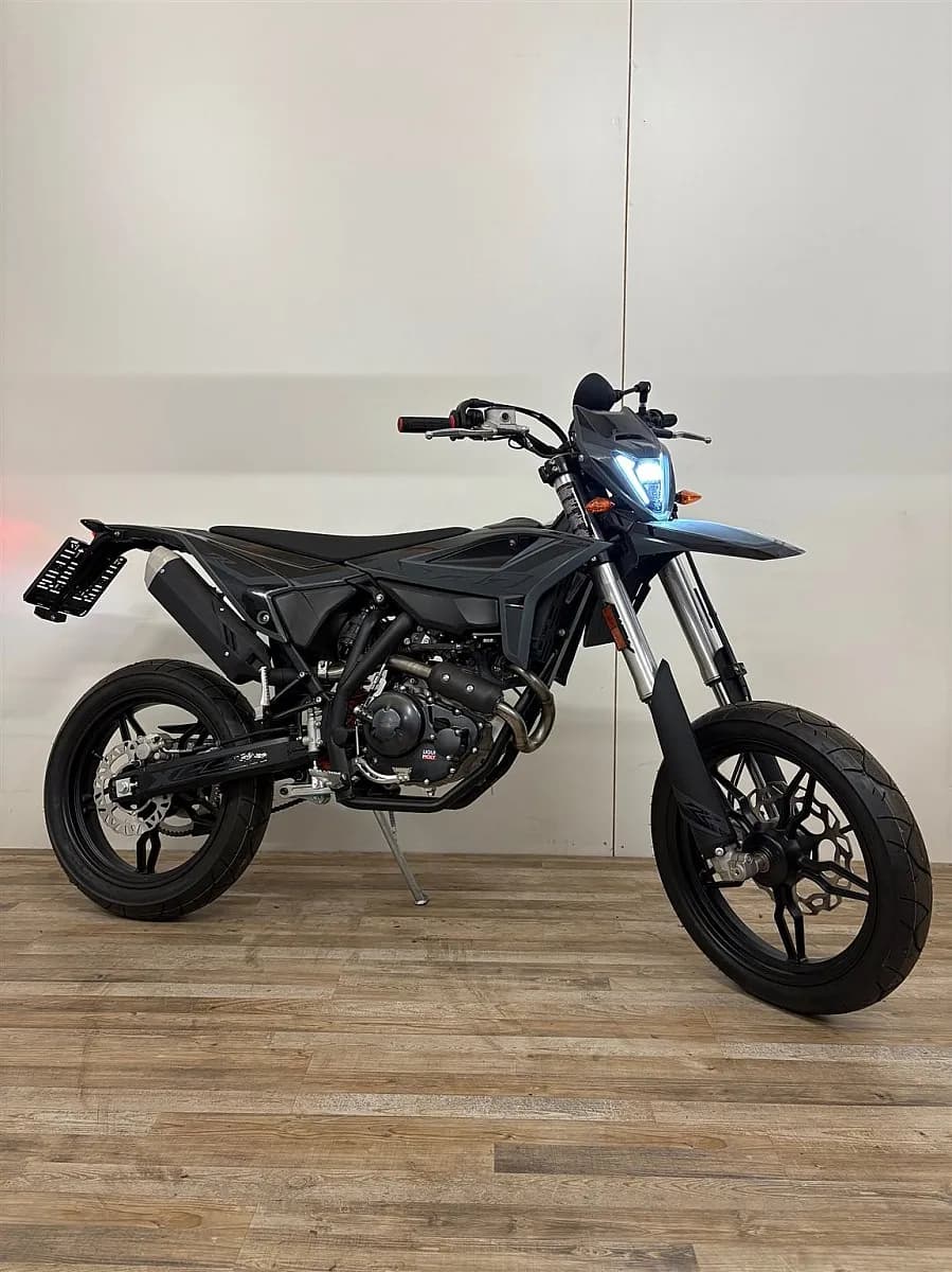 Beta RR – € 4.690, 0 km – Bild 1 von 11
