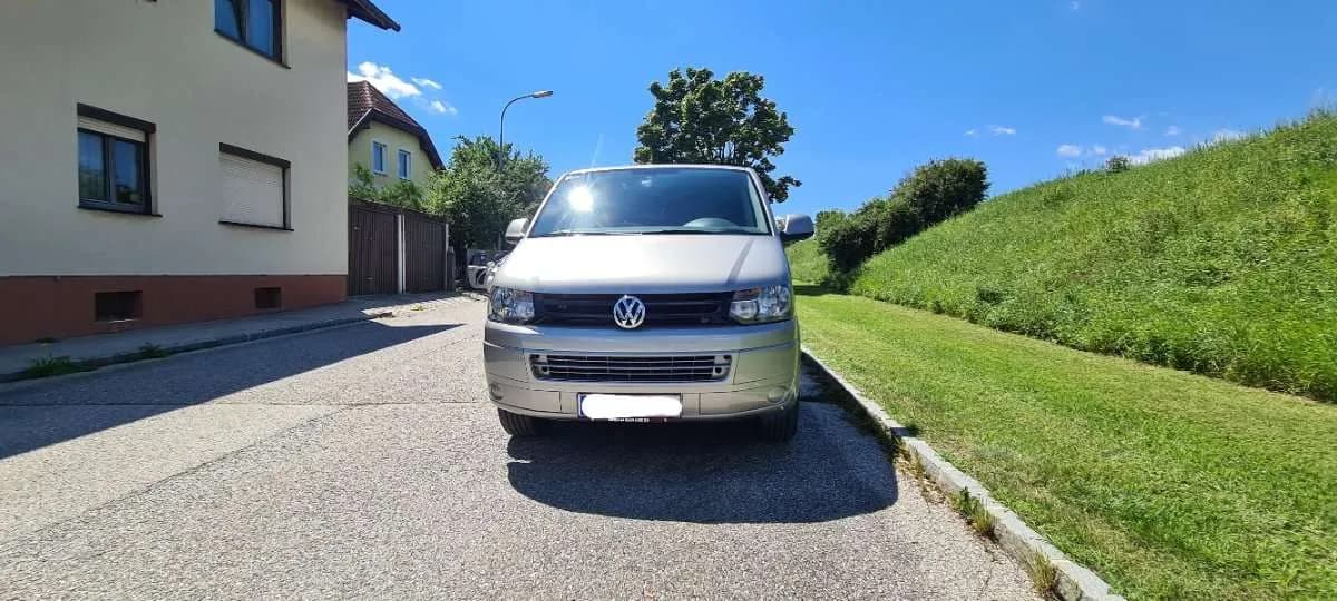 VW Caravelle 2014 – € 19.400, 162 000 km – Bild 1 von 10