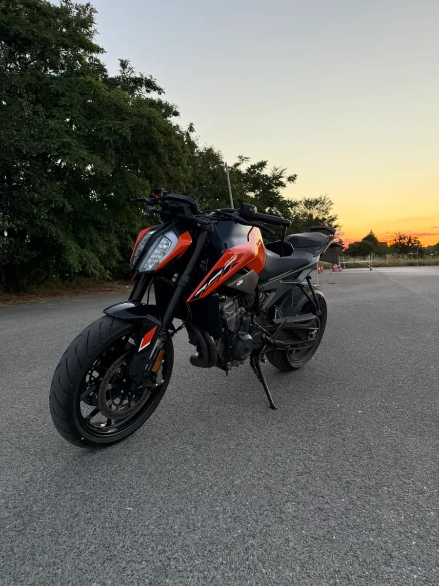 KTM 790 Duke